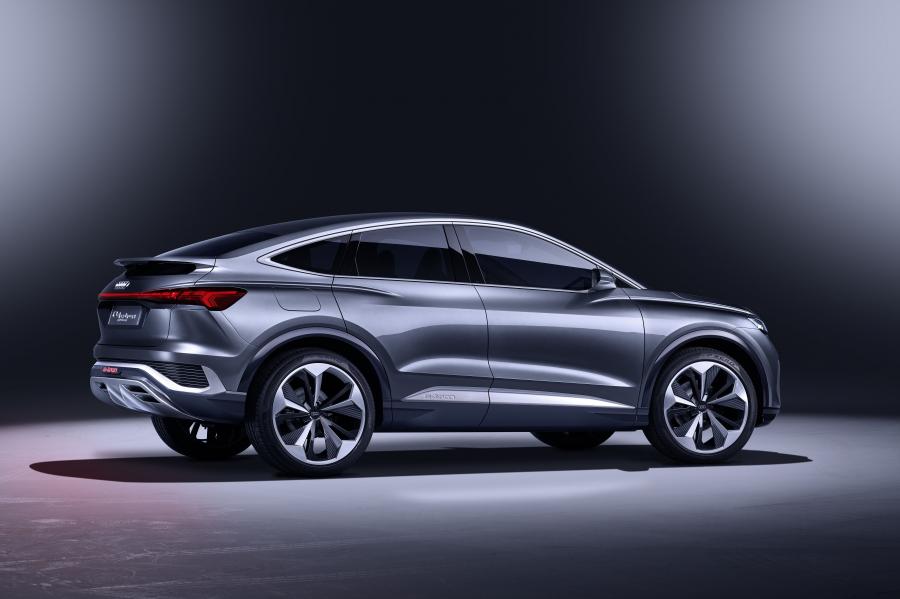  Audi Q4 Sportback e-tron Concept 2020 года  (фото 6 из 59)